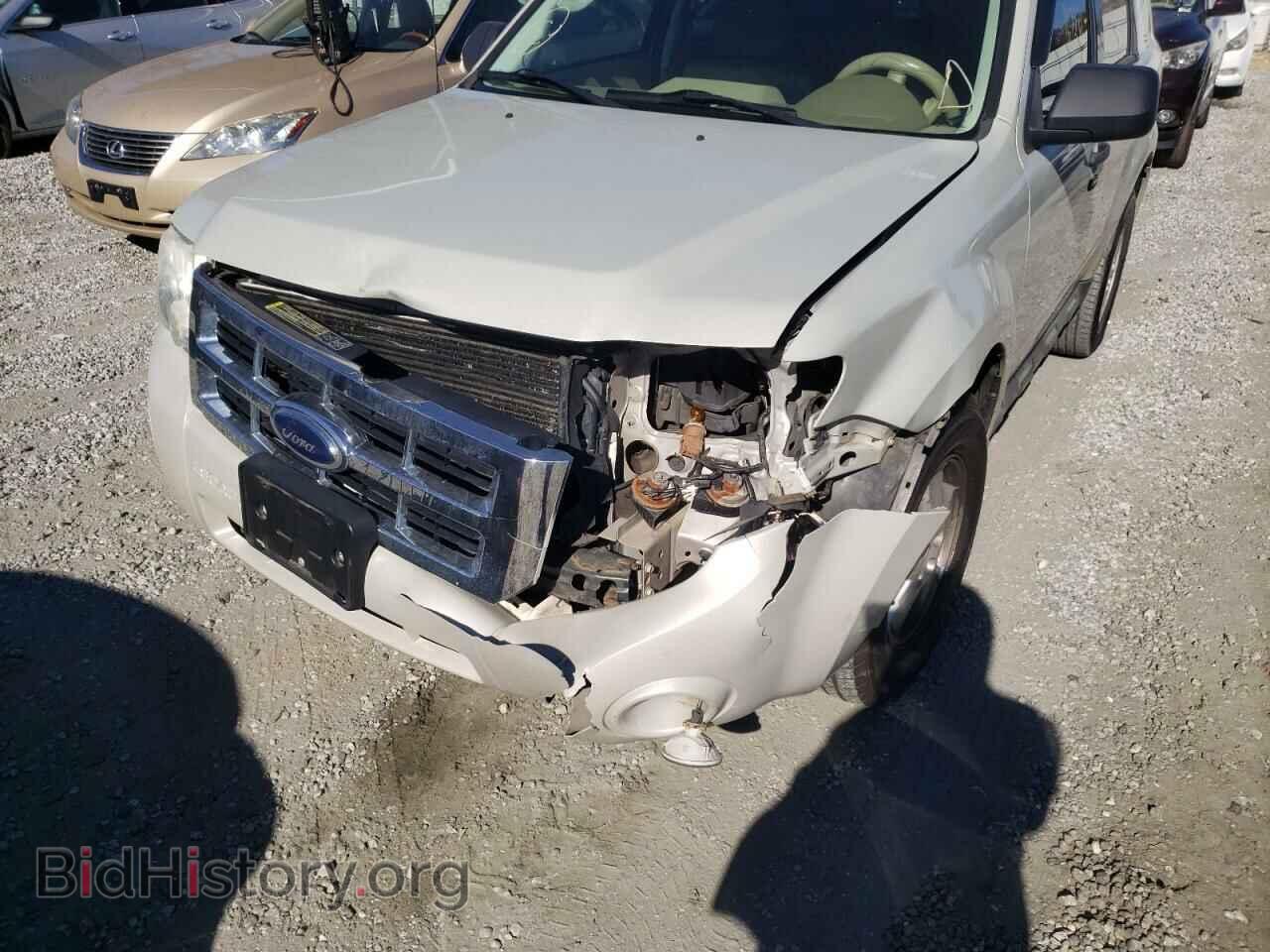 2009 FORD ESCAPE - VIN: 1FMCU03759KC97368 - Фото 9