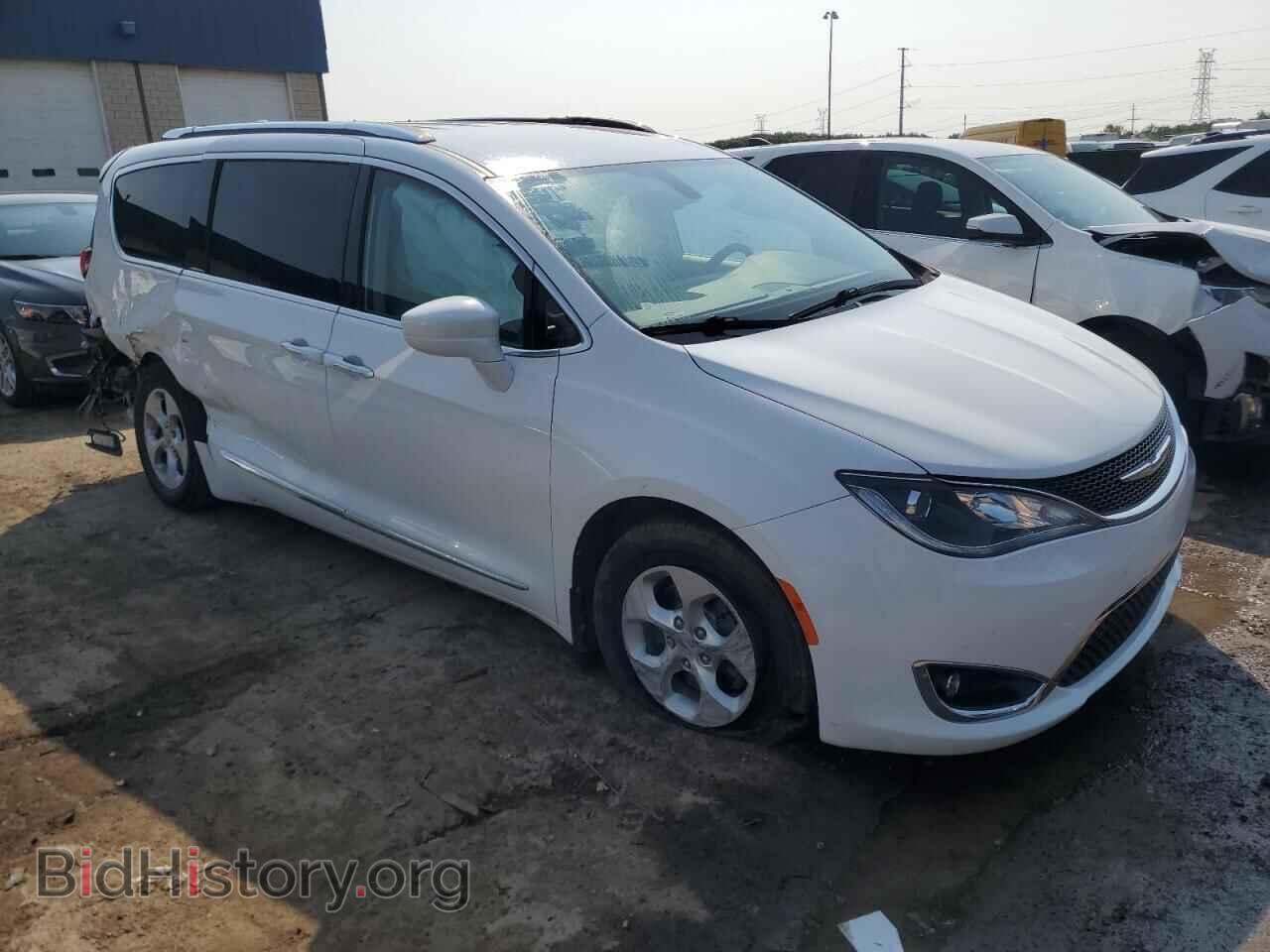 2017 CHRYSLER PACIFICA - VIN: 2C4RC1EG3HR560610 - Photo 4