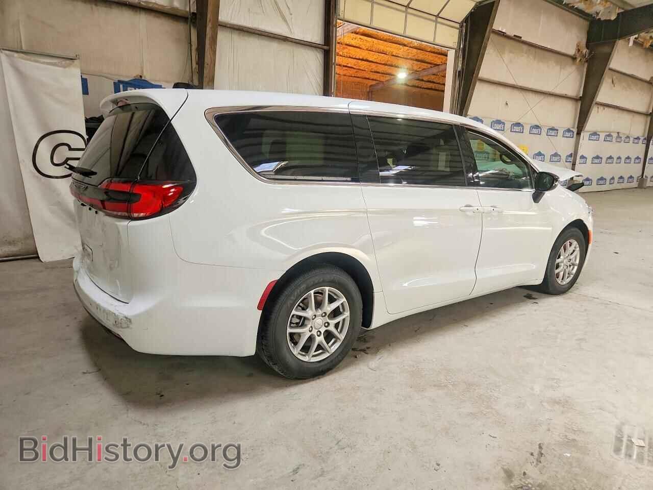 2027 CHRYSLER PACIFICA - VIN: 2C4RC1BG2VR567452 - Photo 3