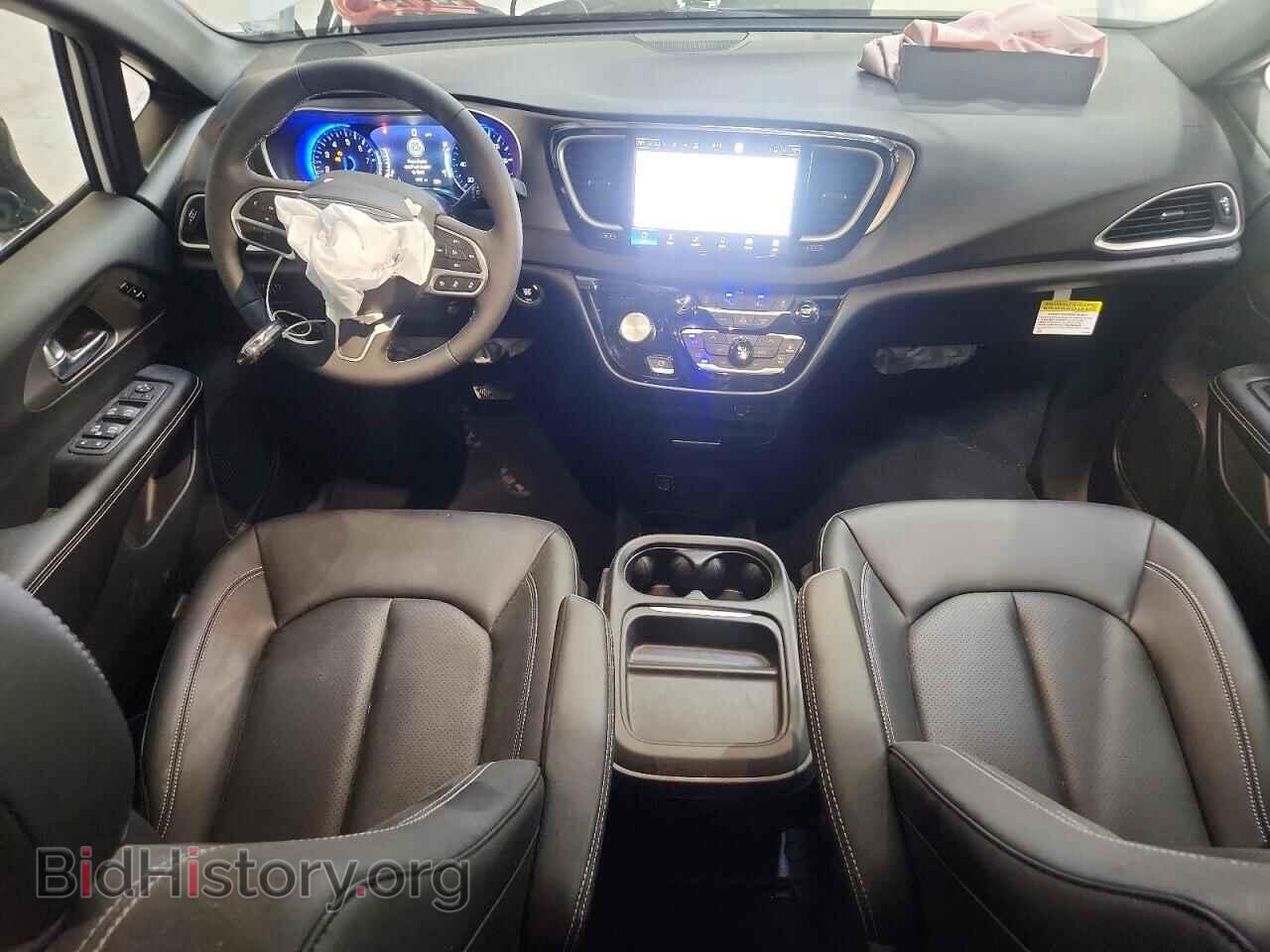 2027 CHRYSLER PACIFICA - VIN: 2C4RC1BG2VR567452 - Photo 8
