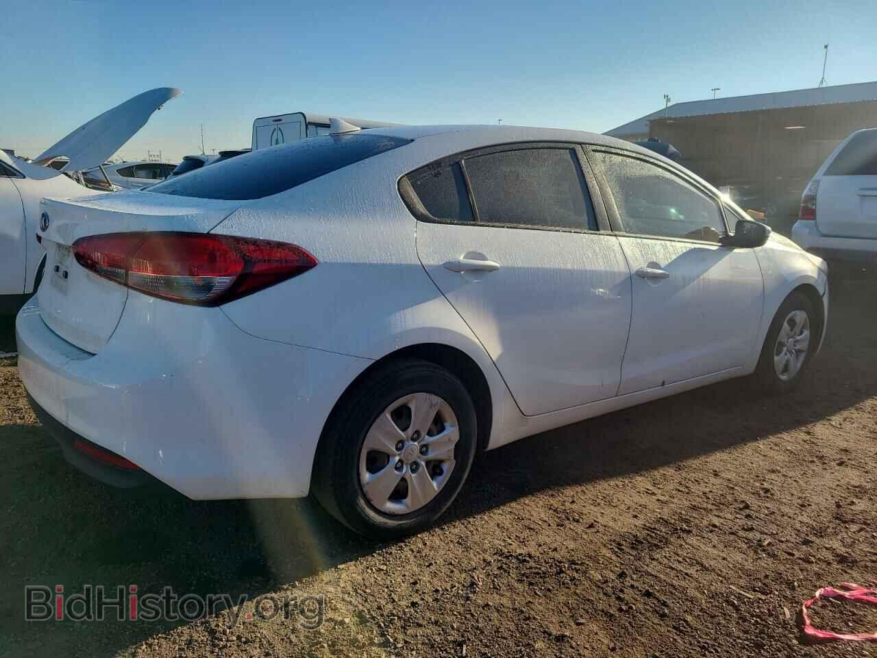 2017 KIA FORTE - VIN: 3KPFK4A76HE063100 - Фото 3