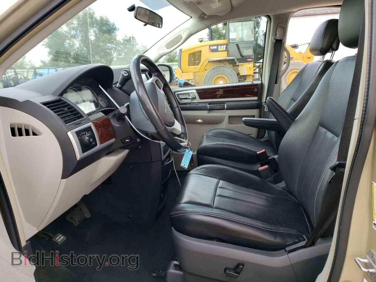 2010 CHRYSLER MINIVAN - VIN: 2A4RR8DXXAR358260 - Photo 7