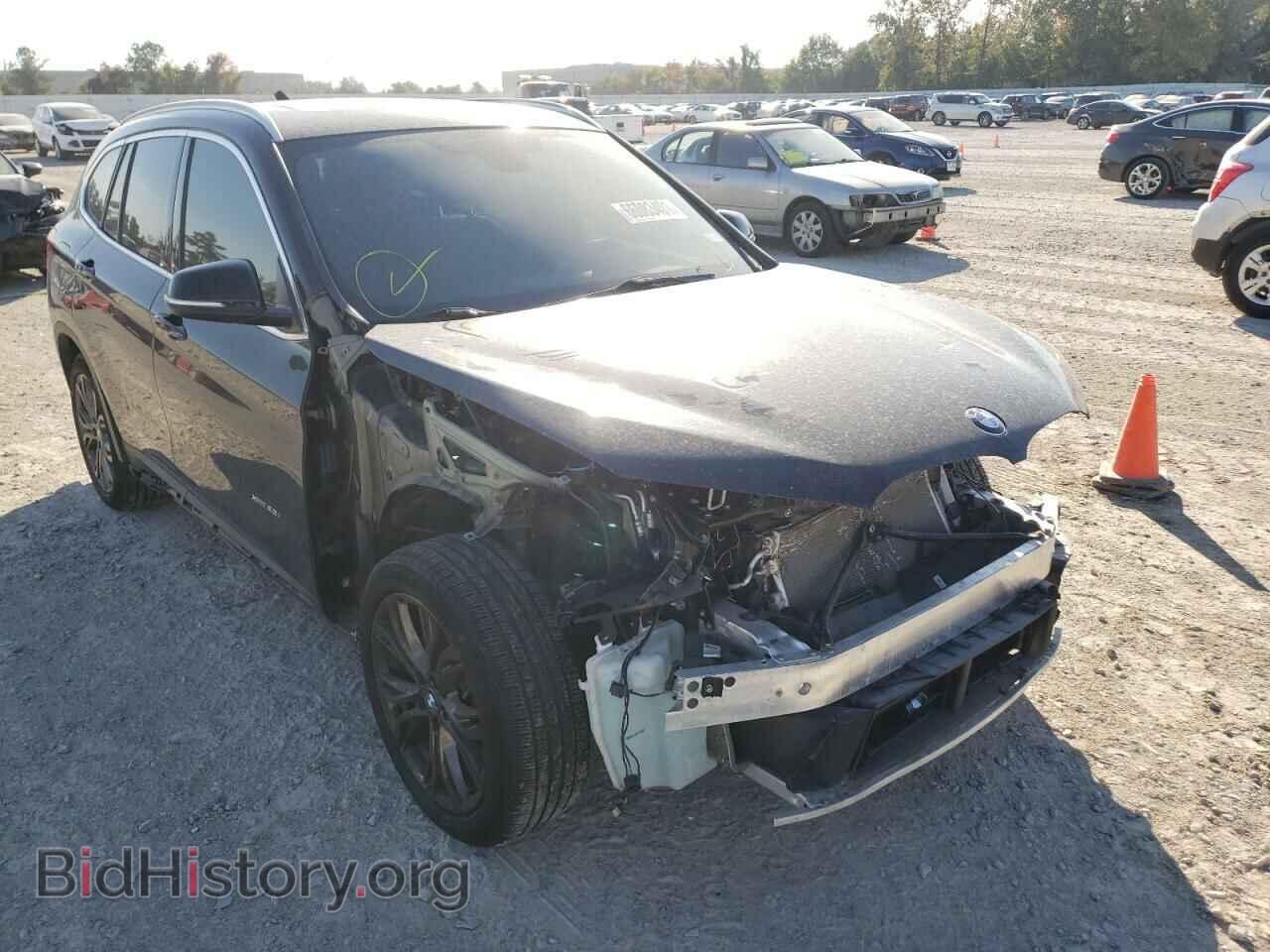 Фотография WBXHT3Z36H4A54230 - BMW X1 2017