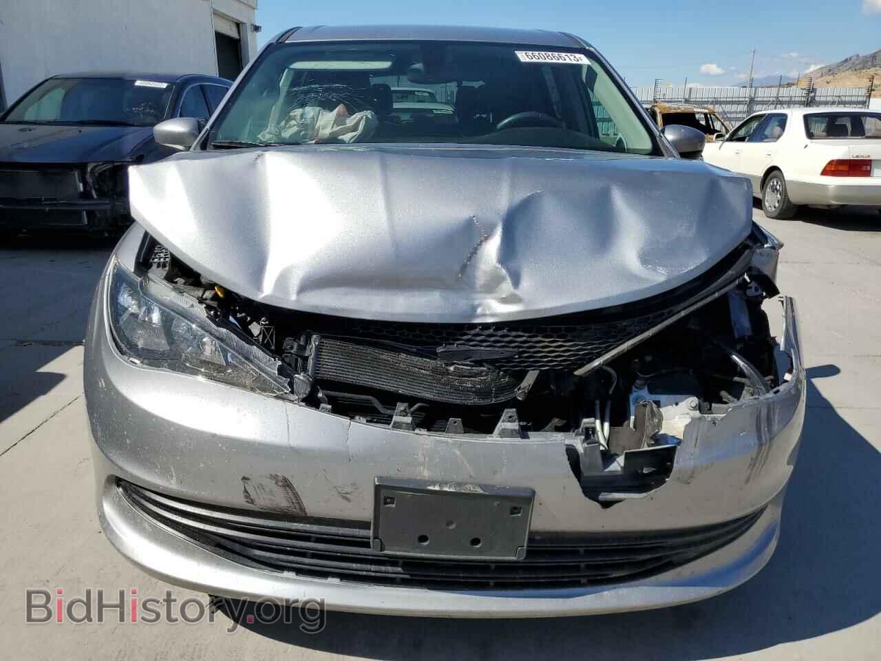 2017 CHRYSLER PACIFICA - VIN: 2C4RC1DG0HR502729 - Photo 5