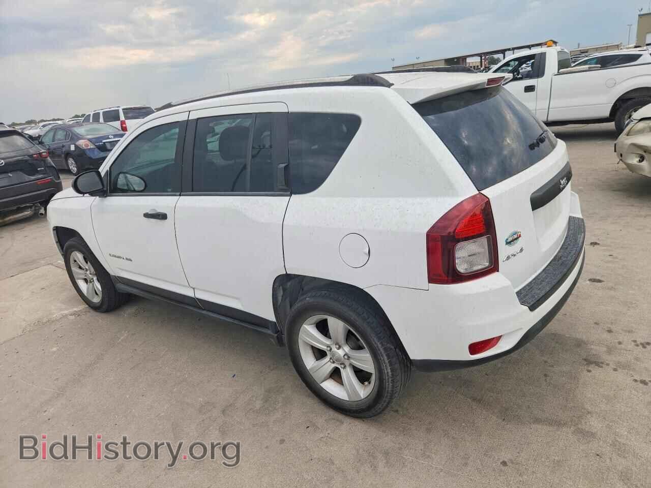2014 JEEP COMPASS - VIN: 1C4NJDBB0ED623031 - Фото 2