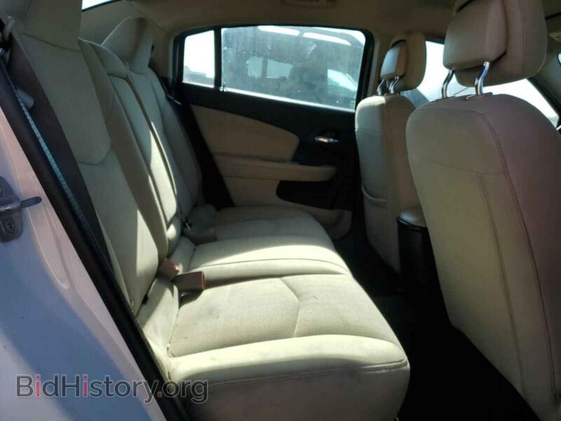 2012 Chrysler 200 (VIN 1C3CCBAB7CN262237) — фото 10 из 12