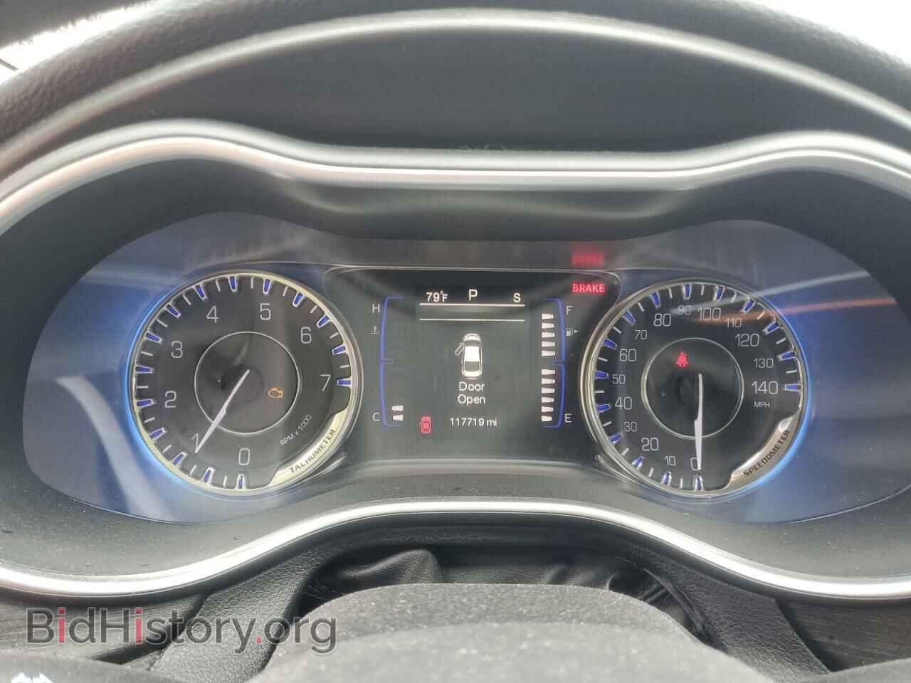 2015 CHRYSLER 200 - VIN: 1C3CCCABXFN715308 - Фото 9