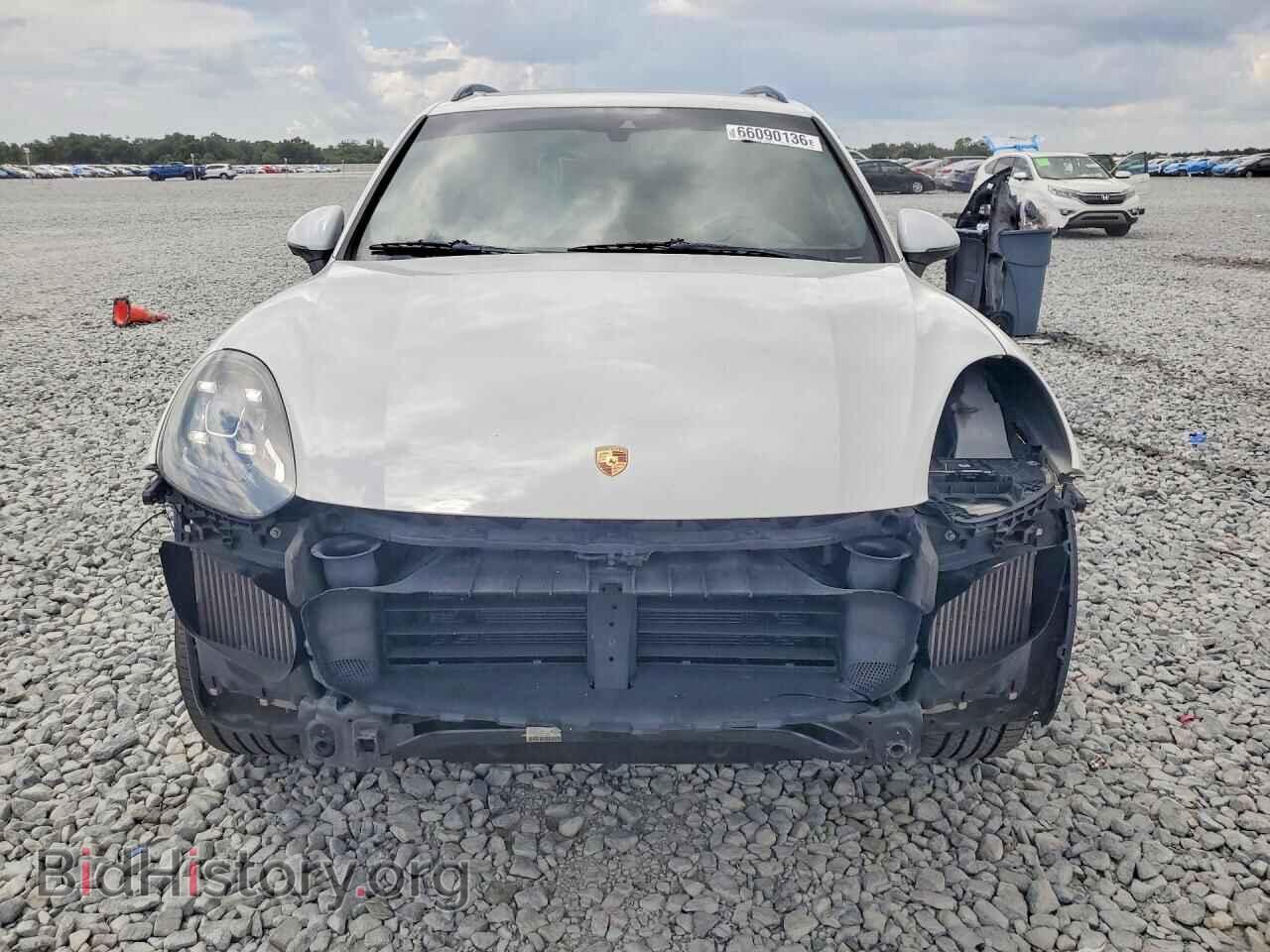 2016 Porsche CAYENNE (VIN WP1AB2A22GLA94285) — photo 5 of 14