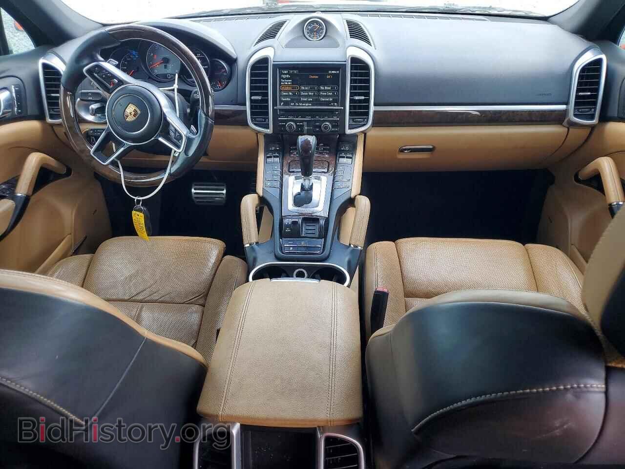2016 Porsche CAYENNE (VIN WP1AB2A22GLA94285) — photo 8 of 14