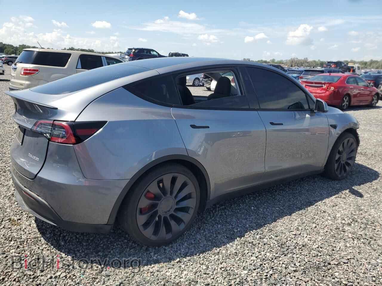 2024 TESLA MODEL Y - VIN: 7SAYGDEF2RA312368 - Photo 3