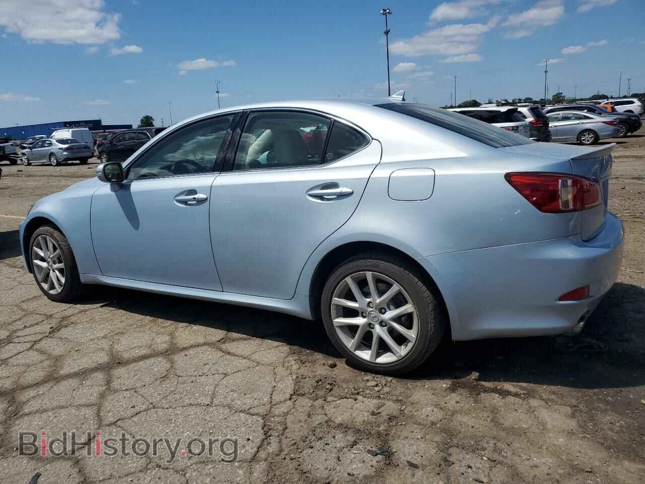 2013 LEXUS IS - VIN: JTHCF5C28D5061772 - Photo 2