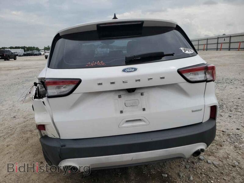 2020 Ford ESCAPE (VIN 1FMCU0F65LUA24123) — фото 6 из 14