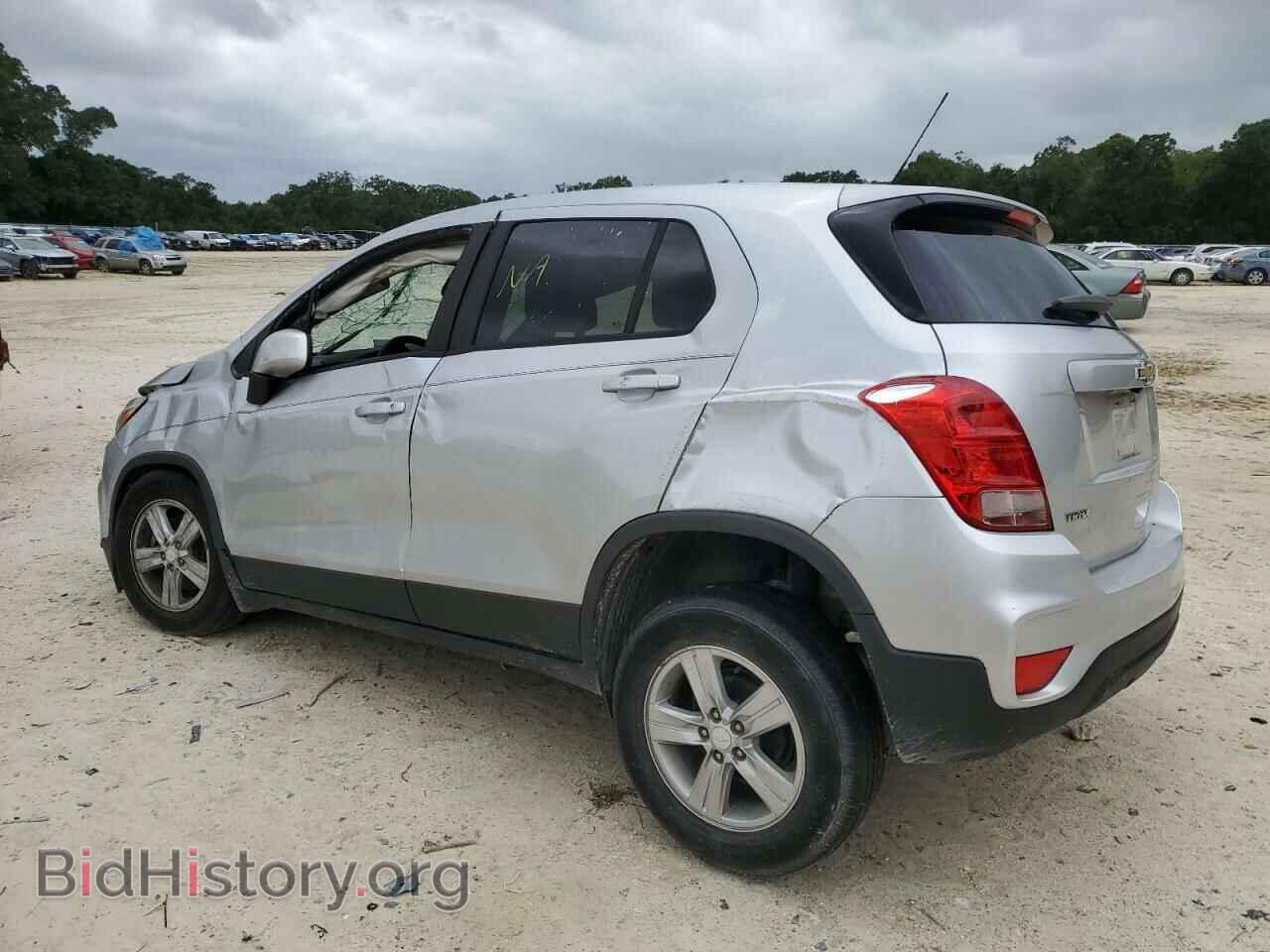 2019 CHEVROLET TRAX - VIN: 3GNCJKSB3KL226616 - Фото 2