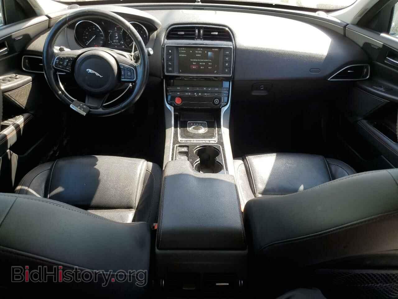 2017 JAGUAR XE - VIN: SAJAE4BG8HA964313 - Фото 8
