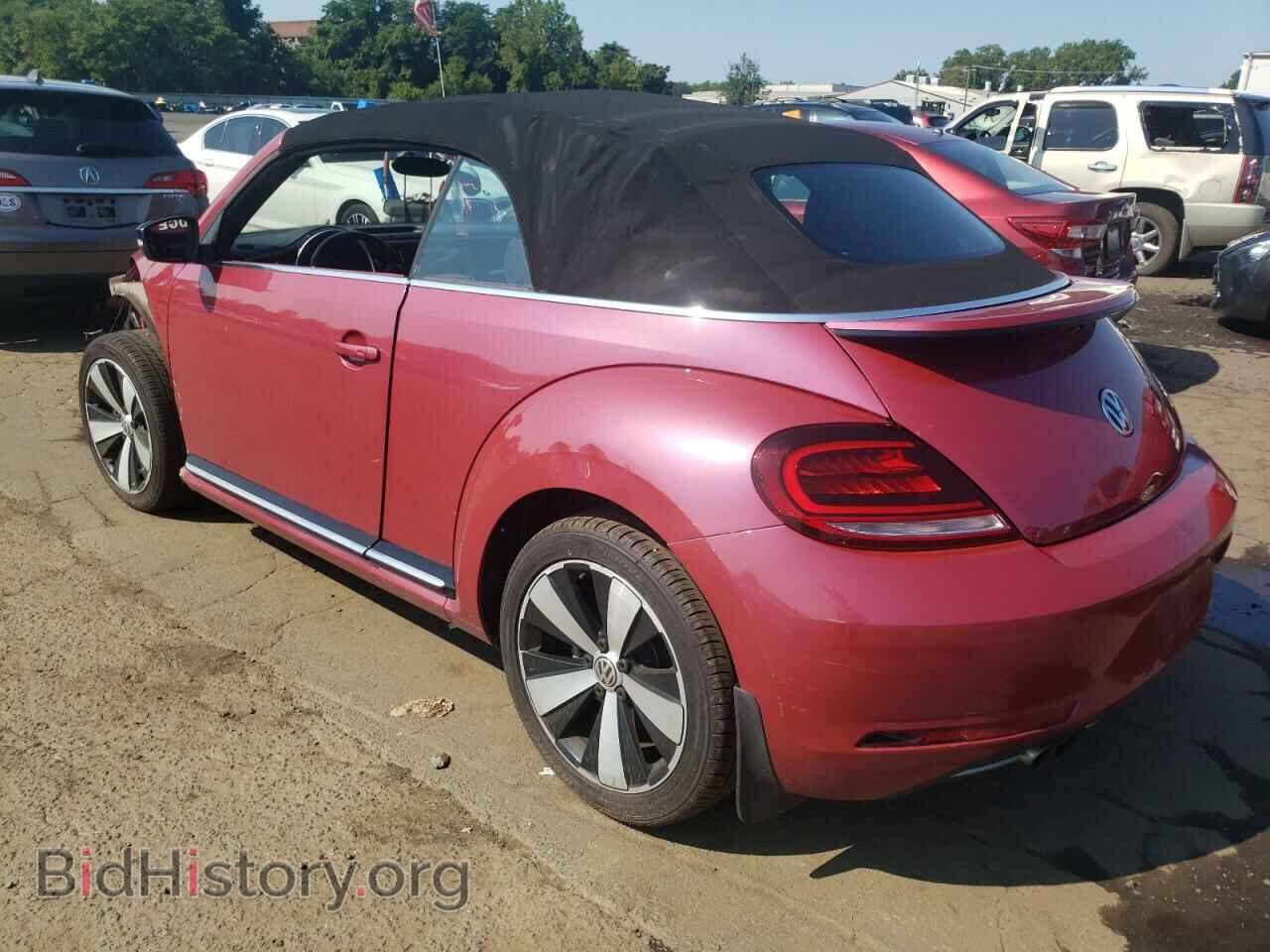 2017 VOLKSWAGEN BEETLE - VIN: 3VW517ATXHM802002 - Фото 2