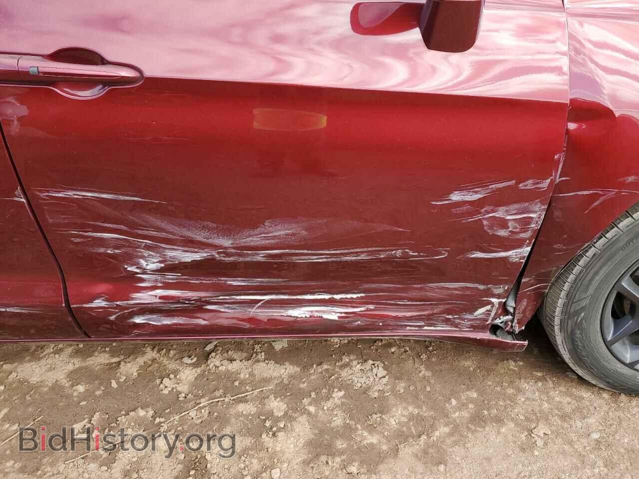 2018 CHRYSLER PACIFICA - VIN: 2C4RC1FG3JR257590 - Photo 9
