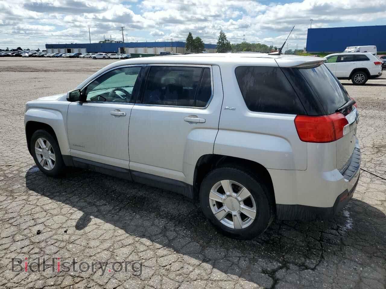 2011 GMC TERRAIN - VIN: 2CTFLREC0B6281482 - Photo 2