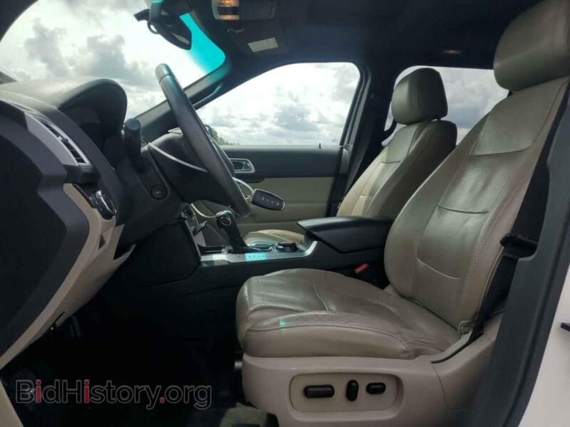 2011 Ford EXPLORER (VIN 1FMHK8F87BGA17165) — фото 7 из 13