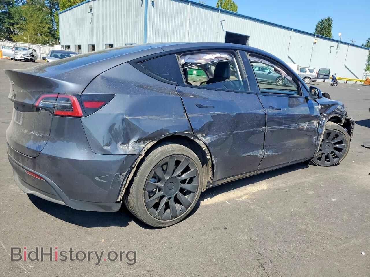 2022 TESLA MODEL Y - VIN: 7SAYGDEE2NF367861 - Фото 3