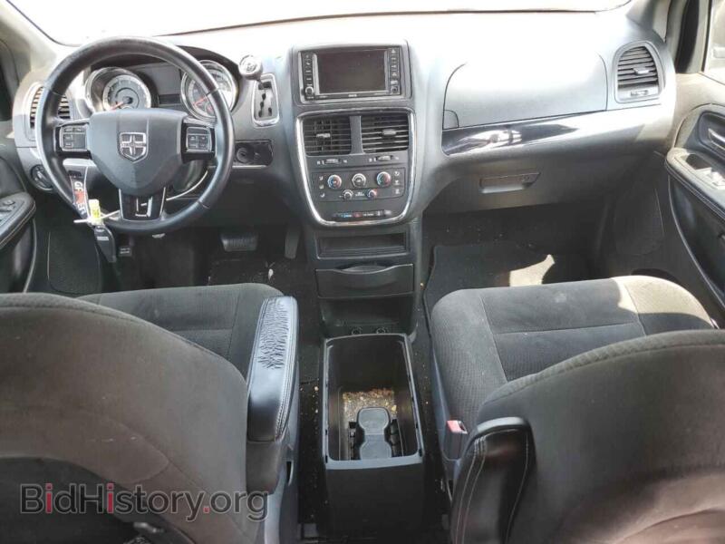 2016 Dodge CARAVAN (VIN 2C4RDGBG6GR124725) — photo 8 of 13