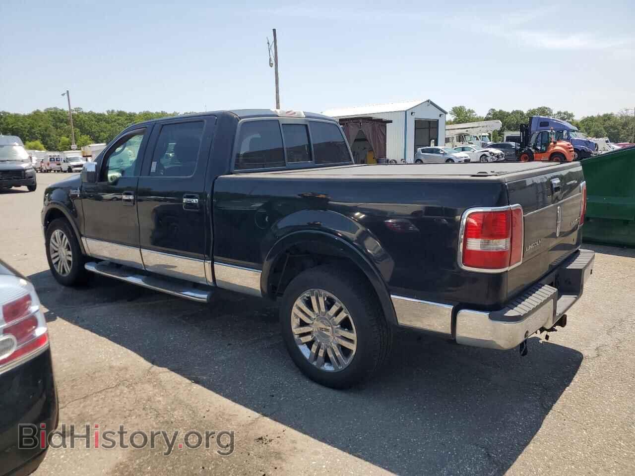 2007 LINCOLN MARK LT - VIN: 5LTPW18537FJ08605 - Фото 2