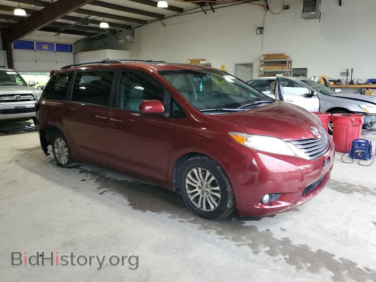 2017 TOYOTA All Models - VIN: 5TDYZ3DC6HS774907 - Фото 4