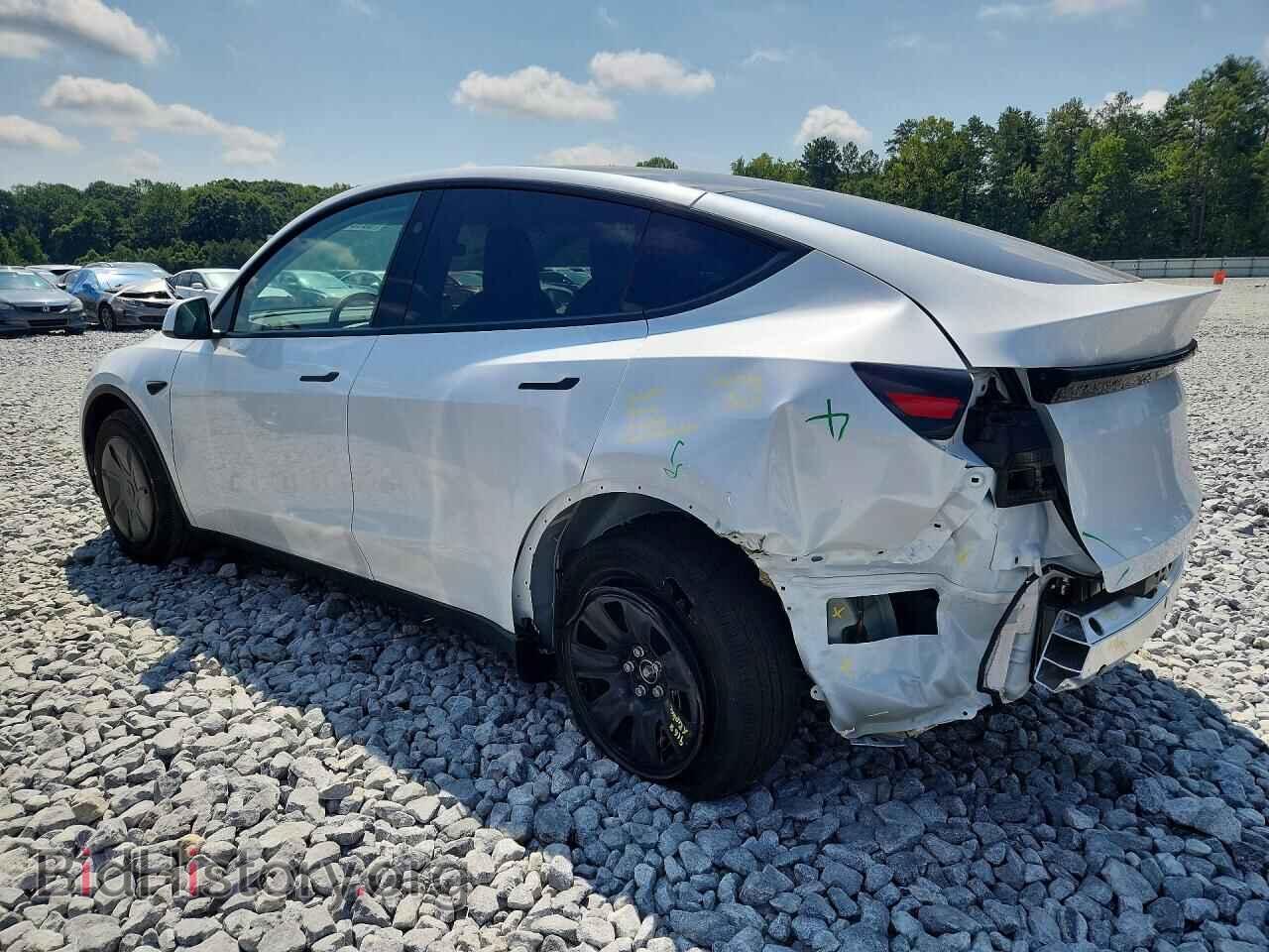 2026 TESLA MODEL Y - VIN: 7SAYGDED1TA594122 - Photo 2