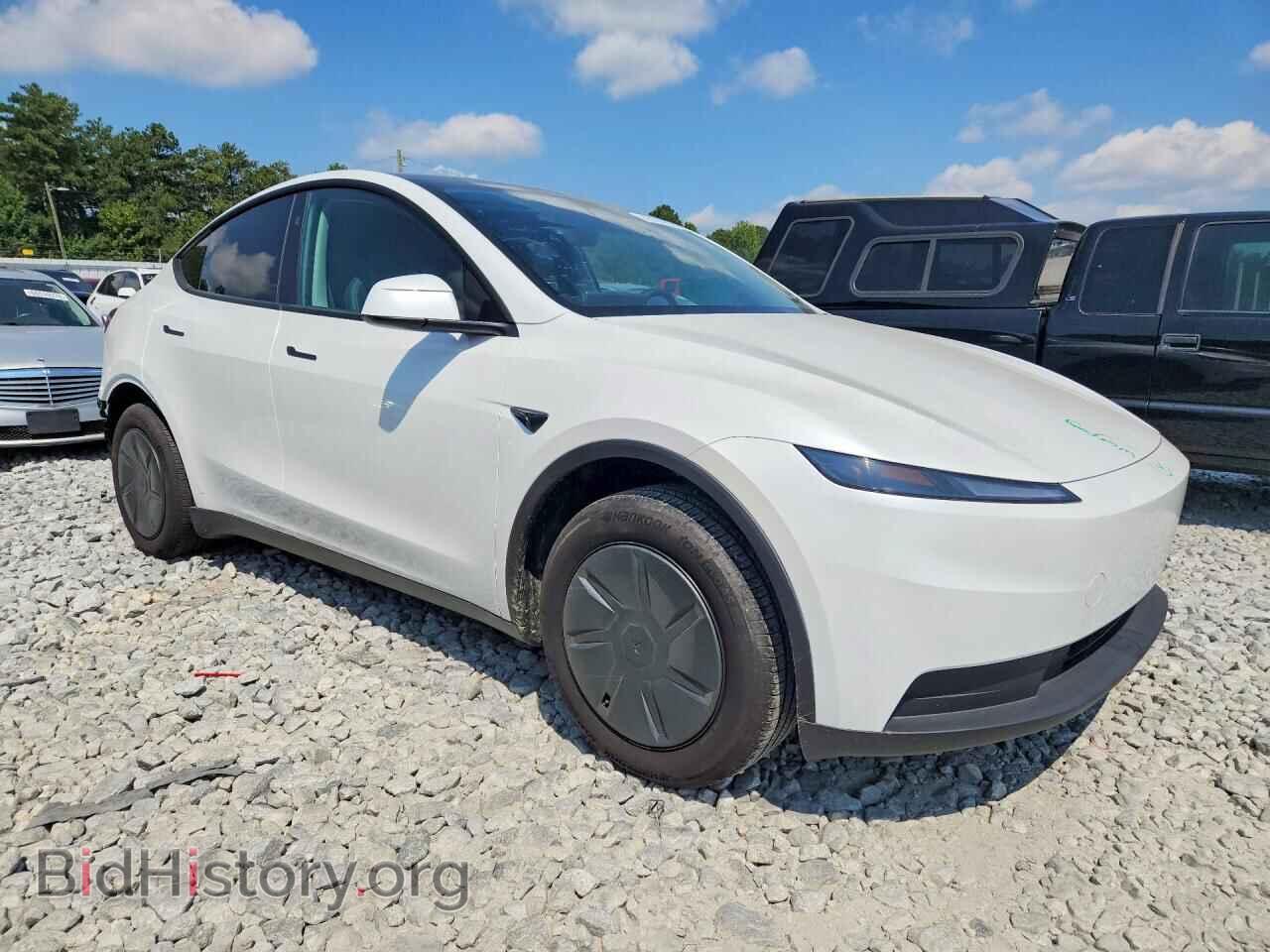 2026 TESLA MODEL Y - VIN: 7SAYGDED1TA594122 - Photo 4