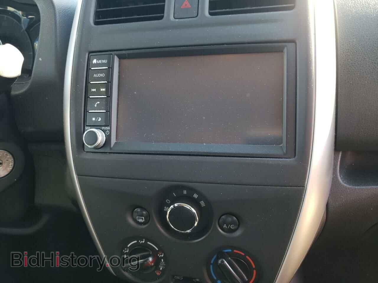 2019 NISSAN VERSA - VIN: 3N1CE2CP3KL364070 - Фото 9