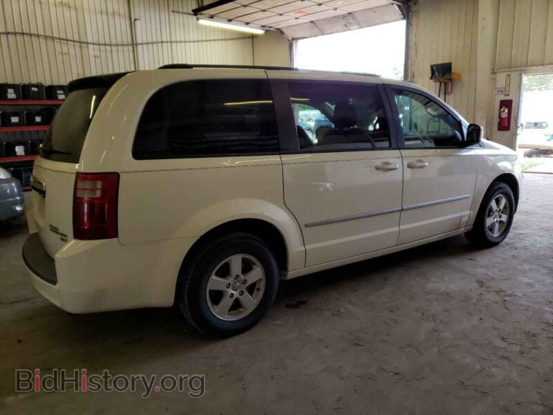 2010 Dodge CARAVAN (VIN 2D4RN5D13AR496821) — фото 3 из 13