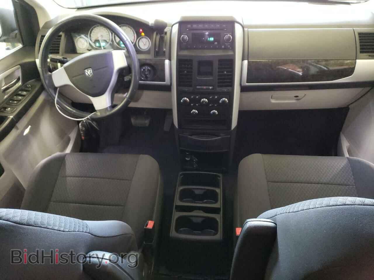 2010 DODGE CARAVAN - VIN: 2D4RN5D13AR496821 - Photo 8