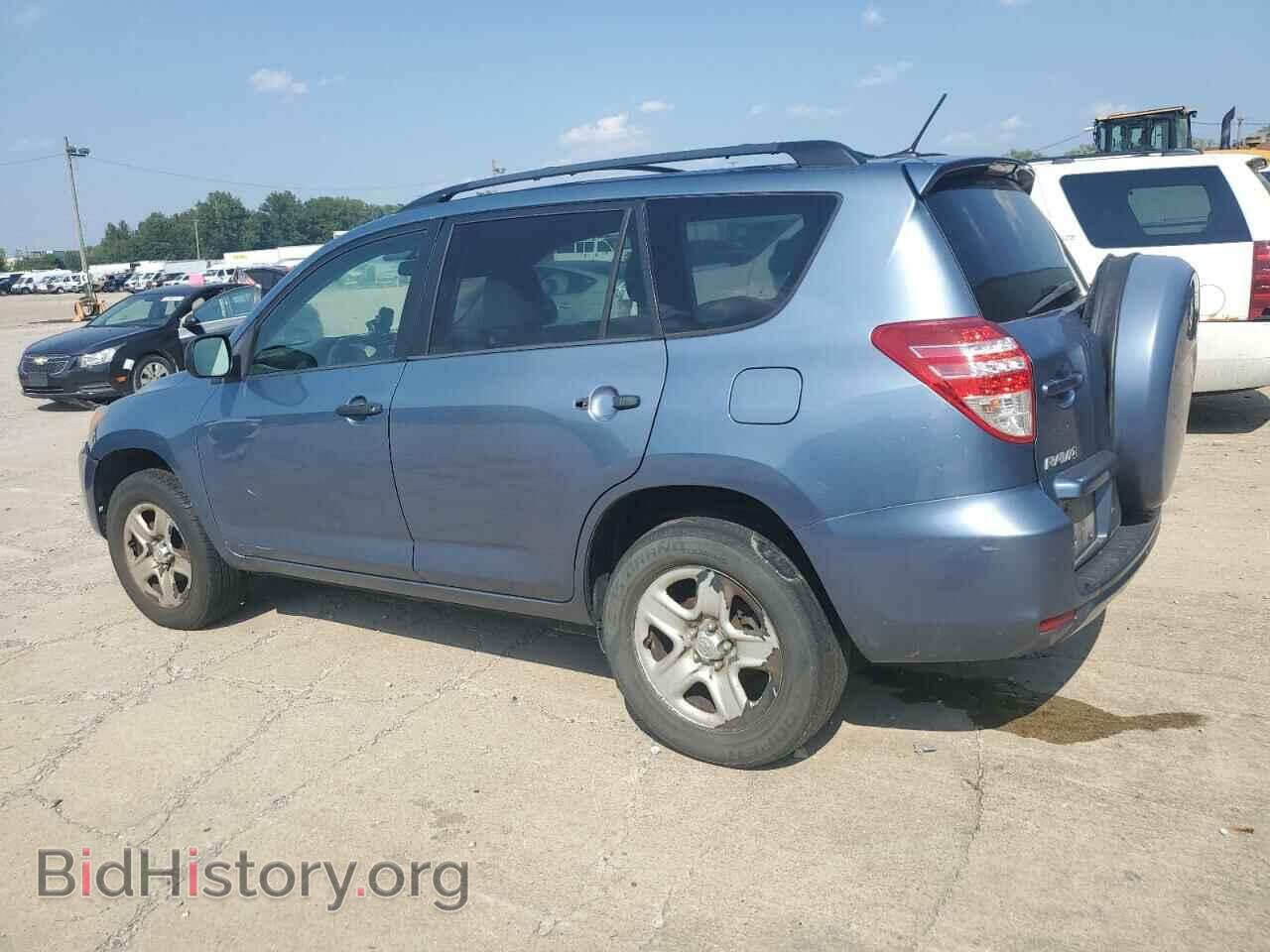 2011 TOYOTA RAV4 - VIN: 2T3BF4DV0BW140486 - Фото 2