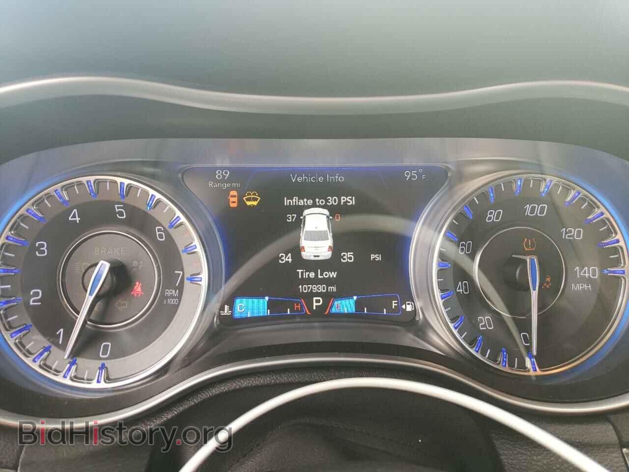2017 CHRYSLER 300 - VIN: 2C3CCARG5HH599869 - Фото 9