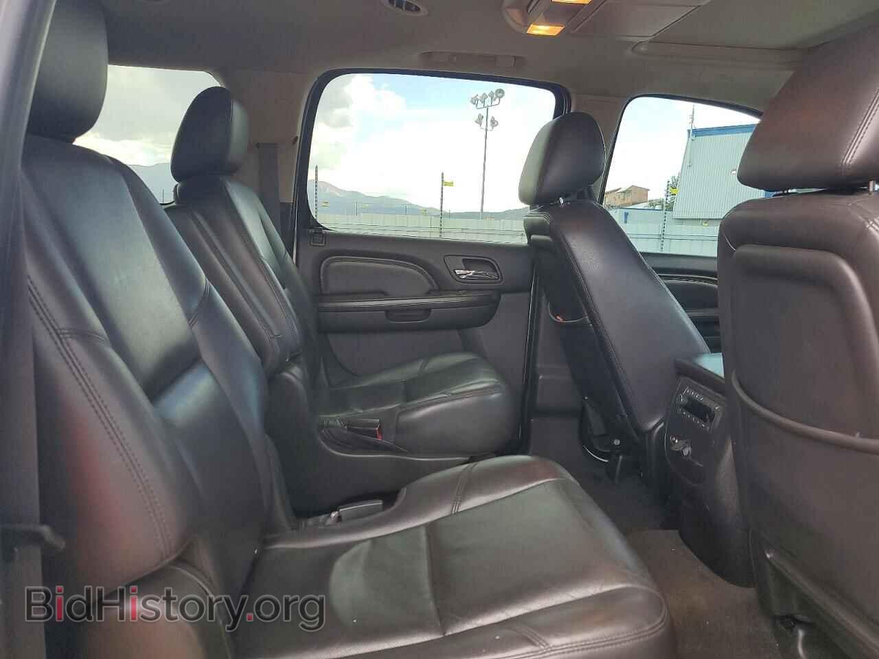 2011 GMC YUKON - VIN: 1GKS2MEF0BR394528 - Photo 11