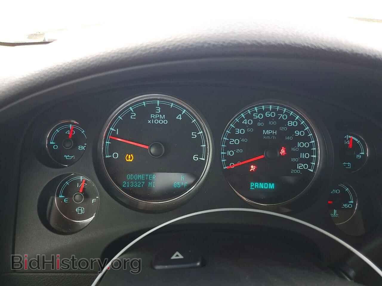 2011 GMC YUKON - VIN: 1GKS2MEF0BR394528 - Photo 9