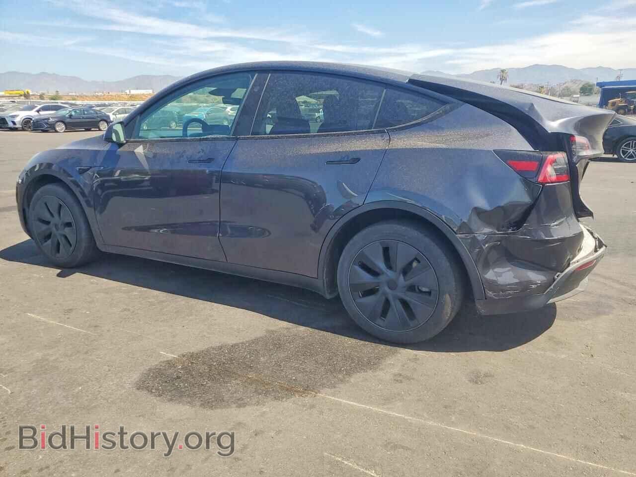 2024 TESLA MODEL Y - VIN: 7SAYGDEE8RF167654 - Photo 2