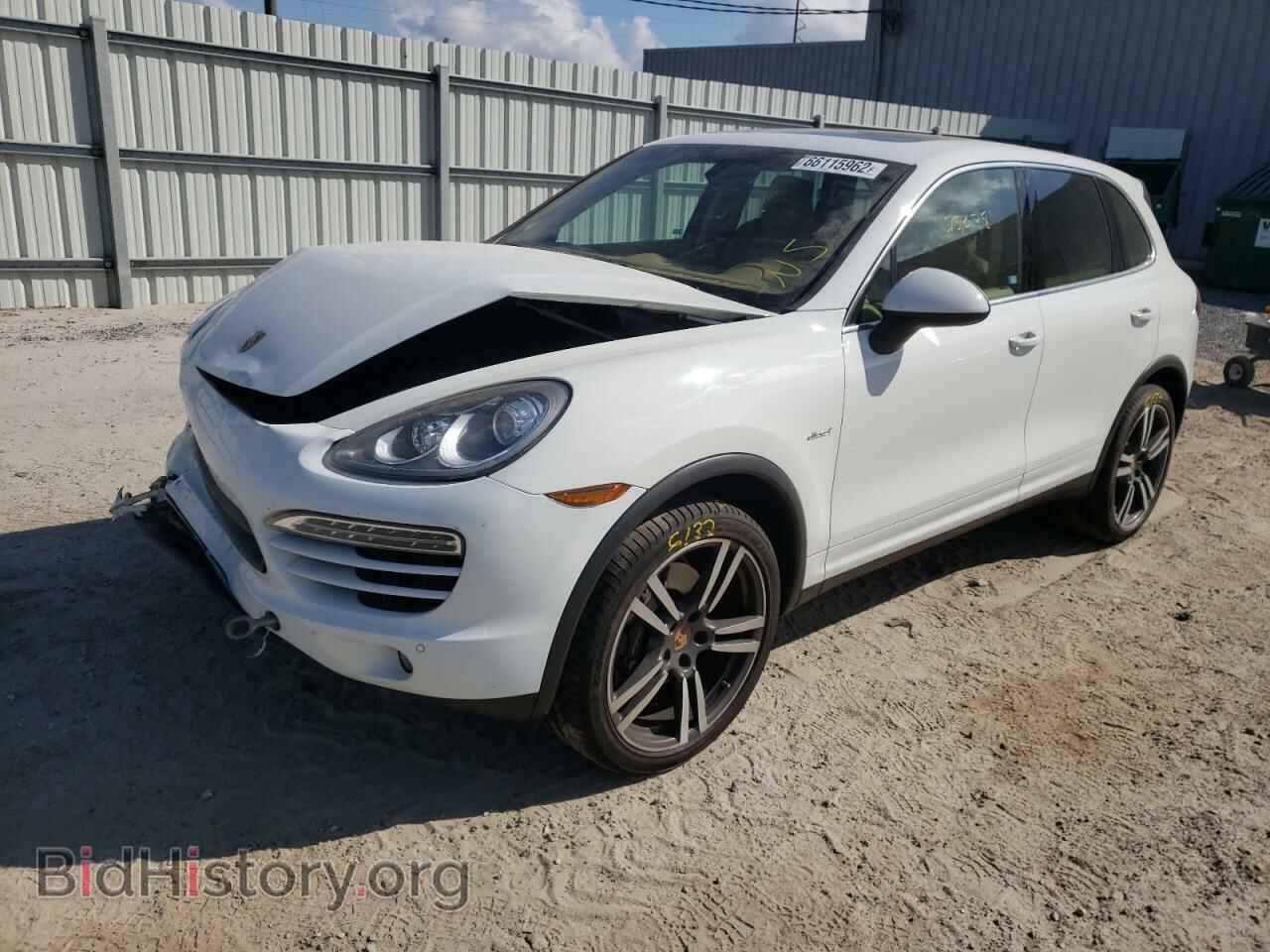 2013 PORSCHE CAYENNE - VIN: WP1AF2A24DLA35450 - Фото 2