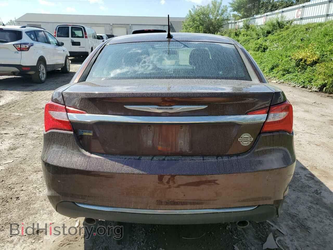 2012 CHRYSLER 200 - VIN: 1C3CCBAG2CN215466 - Фото 6