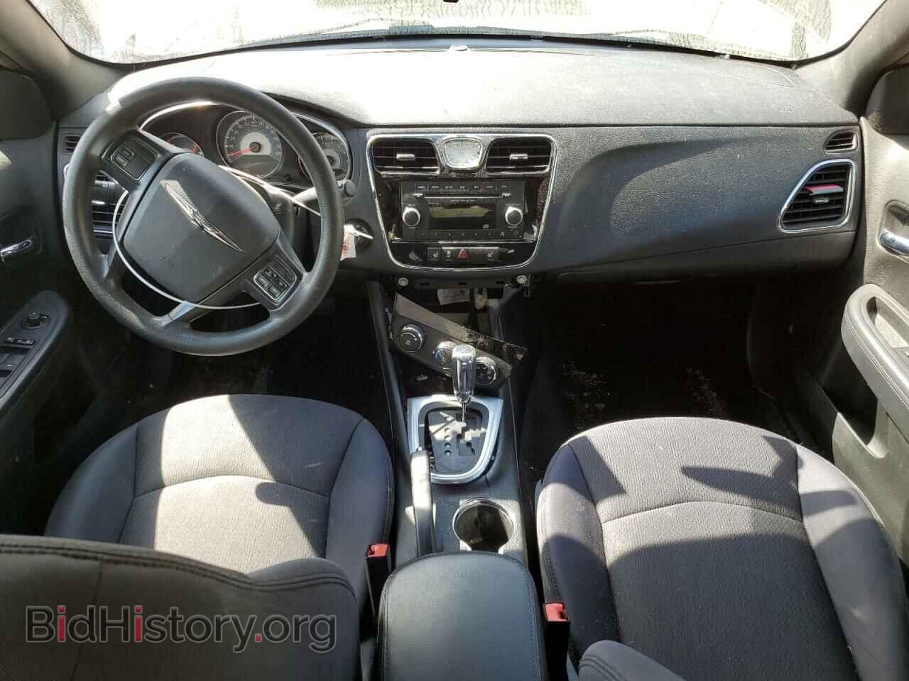 2012 CHRYSLER 200 - VIN: 1C3CCBAG2CN215466 - Фото 8