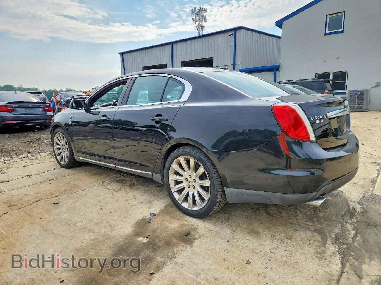 2012 LINCOLN MKS - VIN: 1LNHL9FT7CG804903 - Фото 2