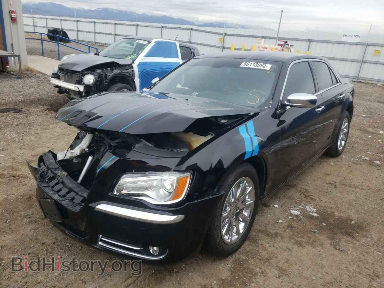 2013 CHRYSLER 300 - VIN: 2C3CCAEG3DH635266 - Фото 2