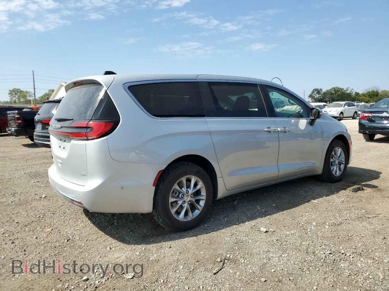 2023 CHRYSLER PACIFICA - VIN: 2C4RC3BGXPR545990 - Фото 3