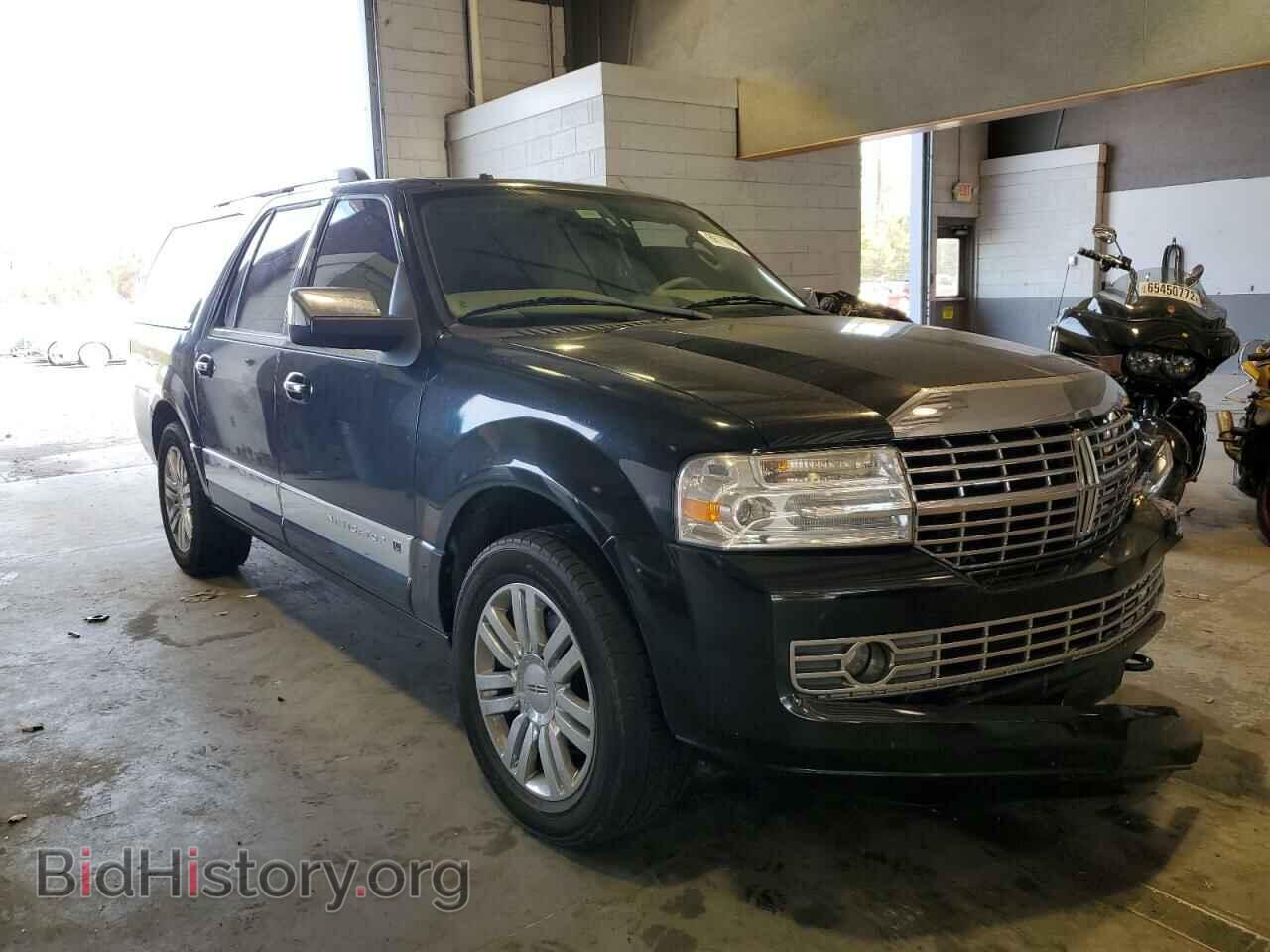 Фотография 5LMFL28558LJ04502 - LINCOLN NAVIGATOR 2008