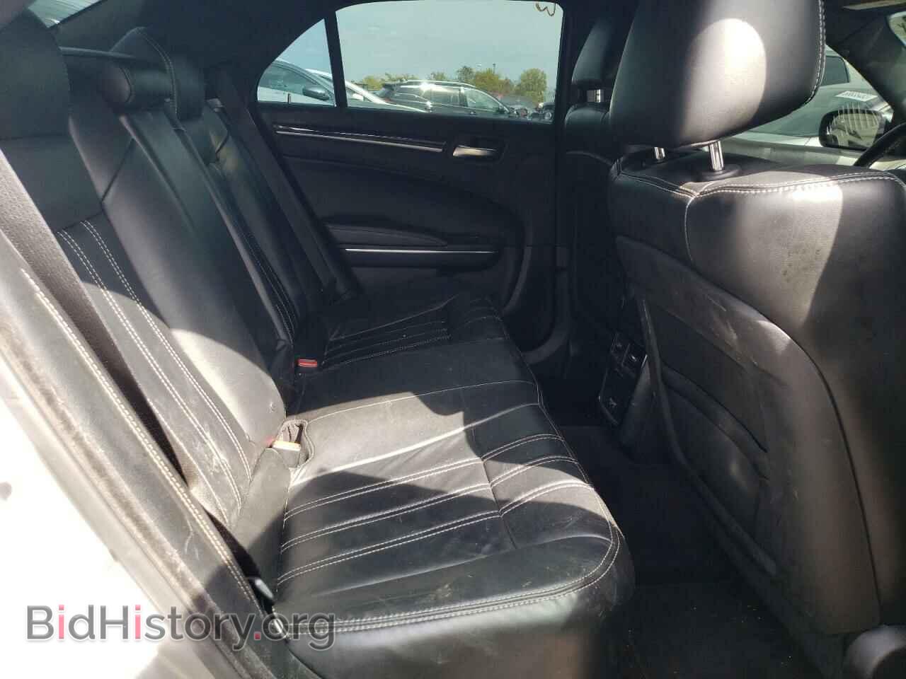 2017 CHRYSLER 300 - VIN: 2C3CCAGG4HH508433 - Фото 10