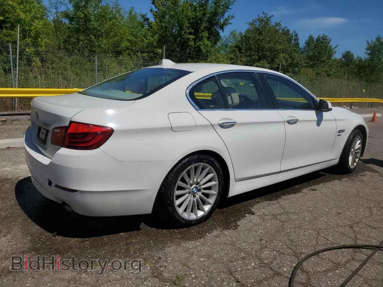 2011 BMW 5 SERIES - VIN: WBAFU7C57BC779099 - Фото 3