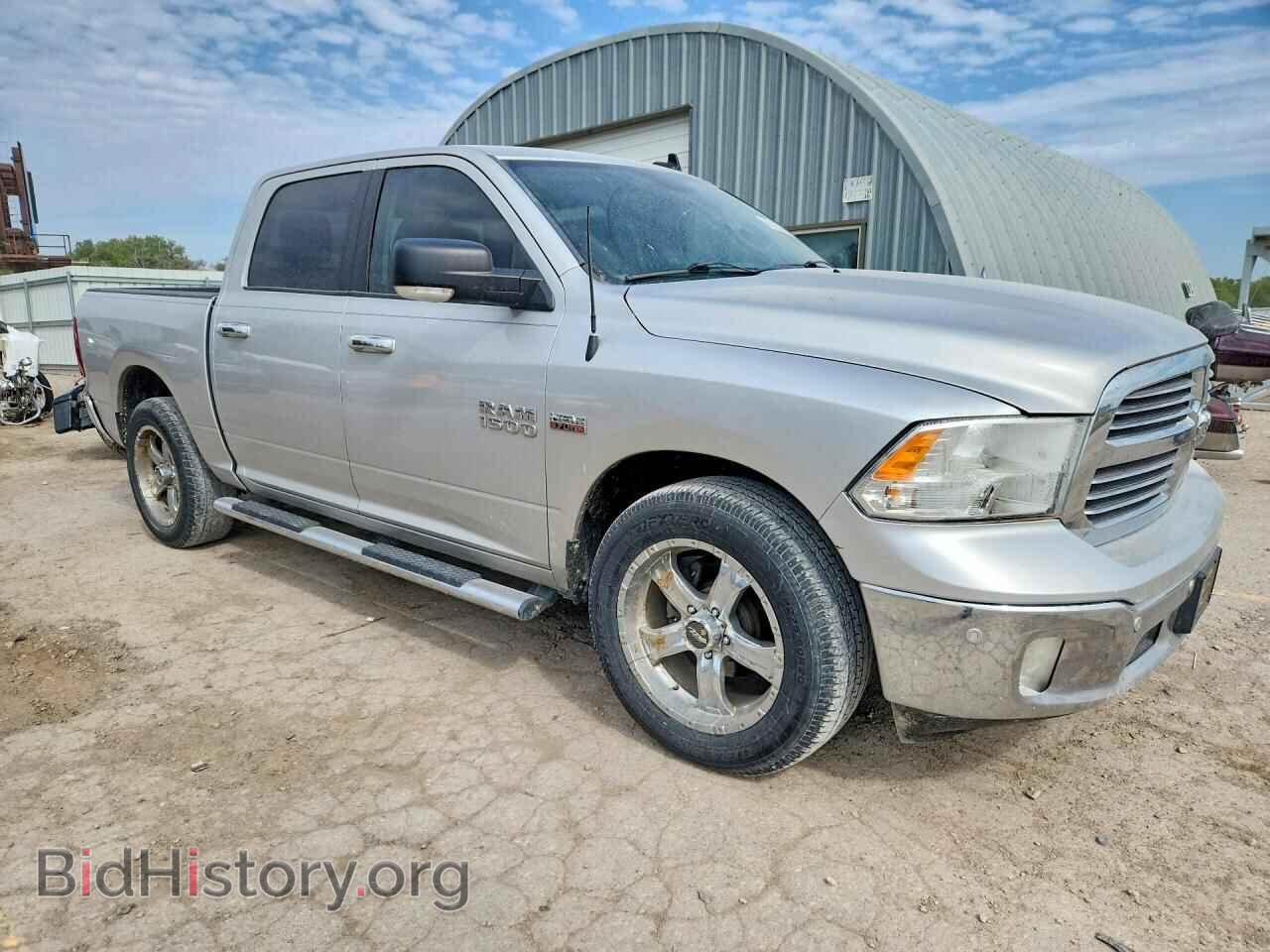 2016 RAM 1500 - VIN: 3C6RR6LT0GG356385 - Photo 4