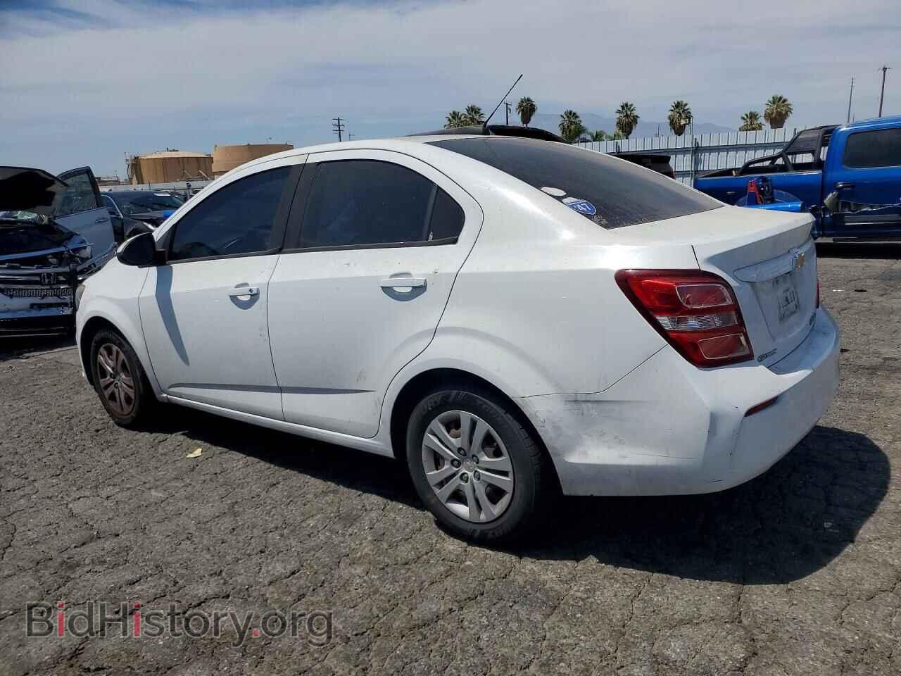 2017 CHEVROLET SONIC - VIN: 1G1JB5SHXH4123137 - Фото 2