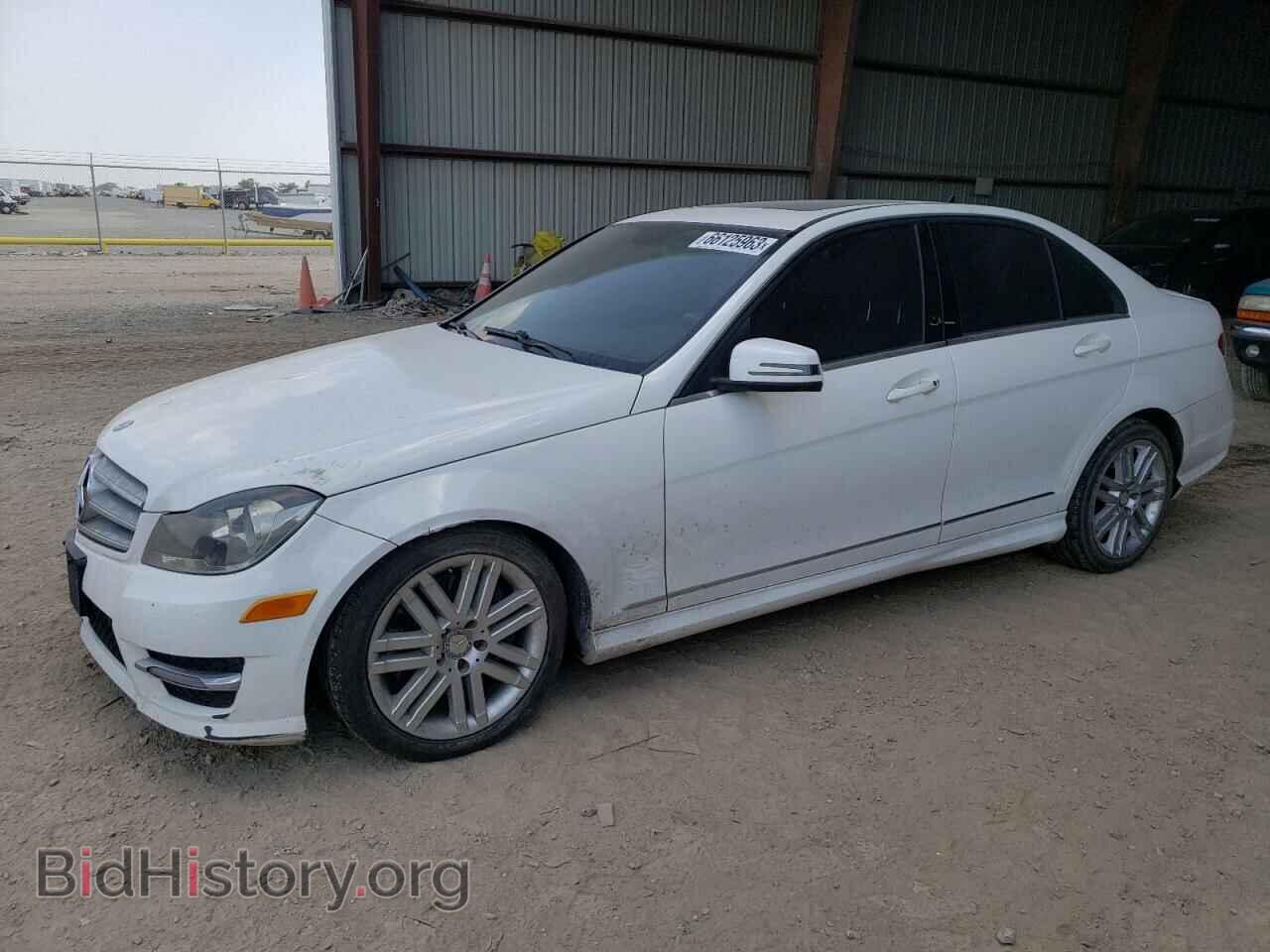 Фотография WDDGF8AB9DA801561 - MERCEDES-BENZ C-CLASS 2013