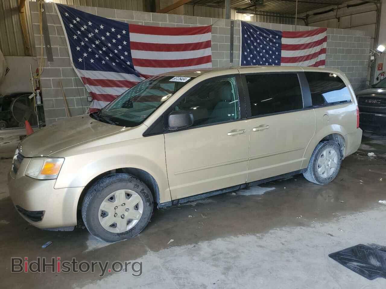 Photo 2D4RN4DE9AR334673 - DODGE CARAVAN 2010