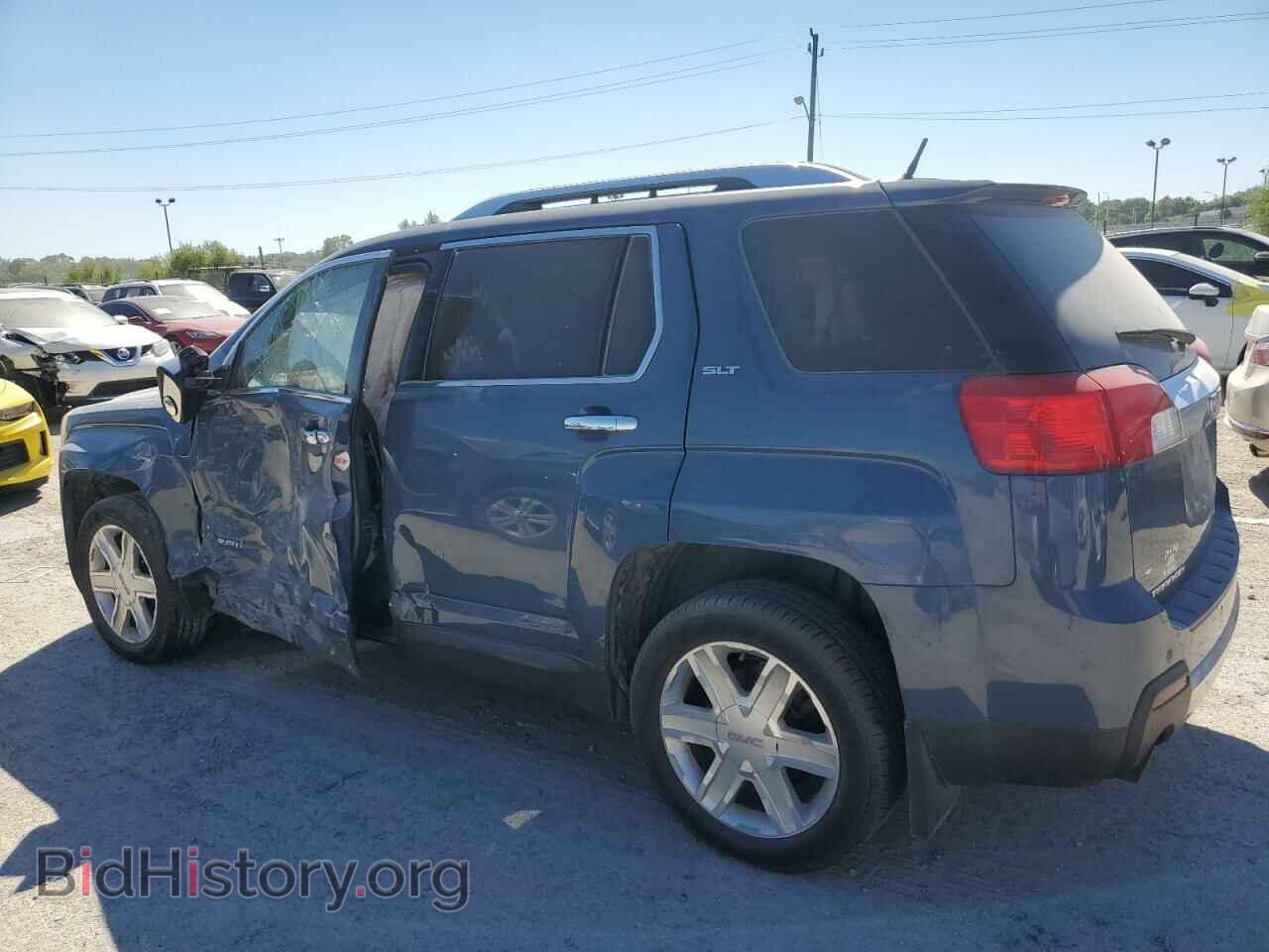 2011 GMC TERRAIN - VIN: 2CTFLXE56B6369622 - Photo 2